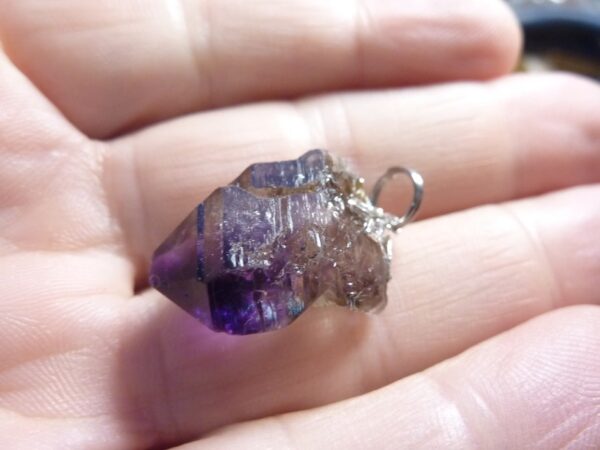 Pendentif Cacoxénite super seven ref 1917