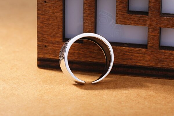 Bague géométrique rhomboïde réglable en argent