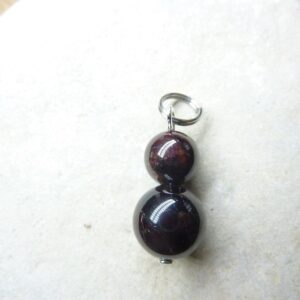 Pendentif Grenat rouge 10-8 mm