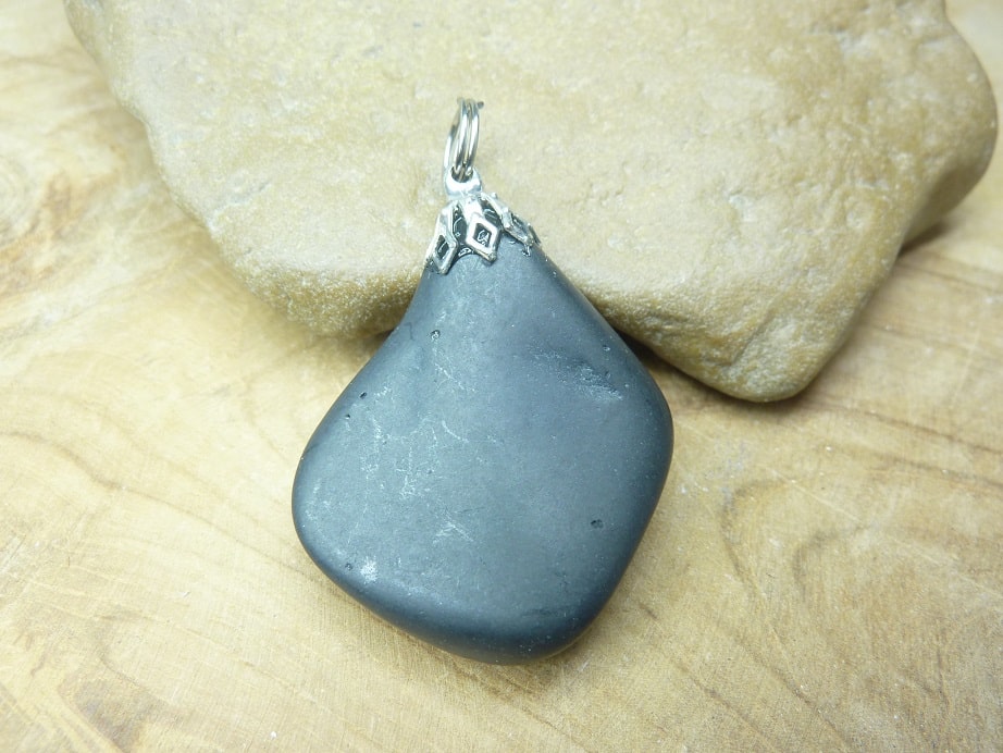 Pendentif Jais