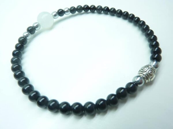 Bracelet “Protection & no stress” en Spinelle noir-Pierre de lune