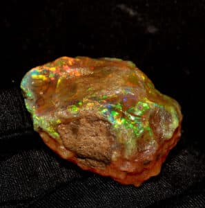 Opale pierre – Propriétés, vertus et Bienfaits