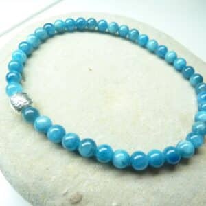 Bracelet Apatite - perles rondes 4 mm