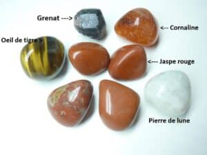 Quelles pierres associer avec le Jaspe rouge ?
