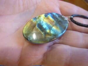 Pendentif Labradorite spécial pour thérapeute GG 0603