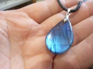 Collier pendentif Labradorite GG A06