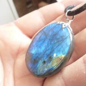 Pendentif Labradorite spécial pour thérapeute GG 2205