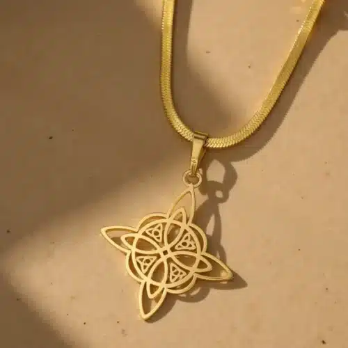 Collier Pendentif noeud de sorcière-Triquetra (Wiccan) ref 02 or