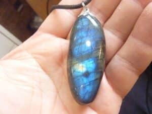 Pendentif Labradorite spécial pour thérapeute GG ZR01