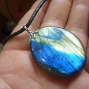 Pendentif Labradorite spécial pour thérapeute GG 26T