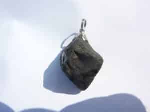 Pendentif Spinelle noir 24,5 gr ultra rare gg K1