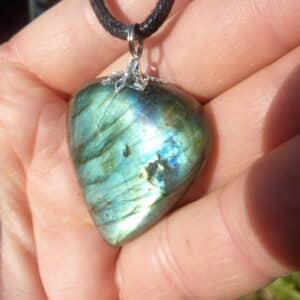 Collier pendentif Labradorite GG J7