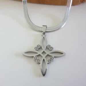 Collier Pendentif noeud de sorcière (Wiccan) ref 02 argent