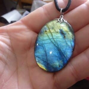 Pendentif Labradorite spécial pour thérapeute GG 712