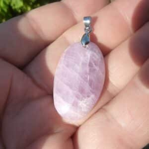 Pendentif Kunzite monture argent 925 ref 1906