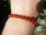 Bracelet cornaline réglable perles rondes 6 mm