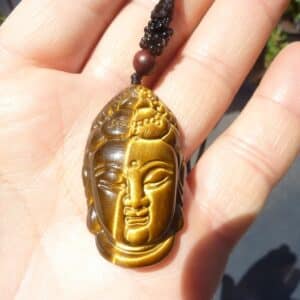 Collier pendentif Oeil de tigre Bouddha