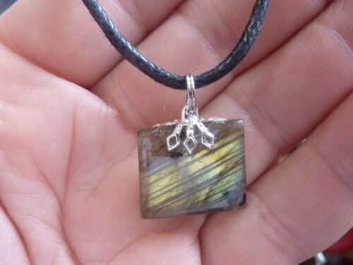 Collier pendentif Labradorite GG 1808