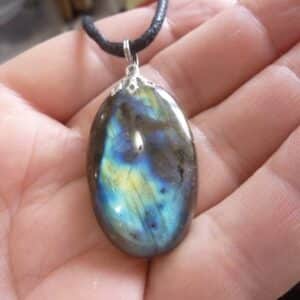 Collier pendentif Labradorite GG 1608