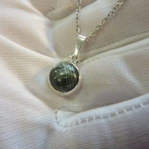 Pendentif Séraphinite monture argent 925 + chaine acier inoxydable 45 cm