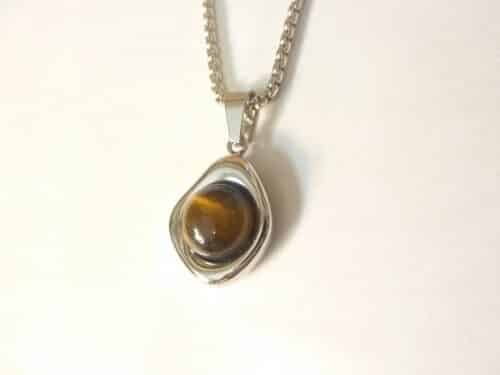 Coller pendentif Œil de Tigre acier inoxydable