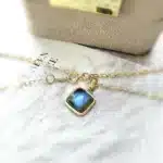 Collier pendentif Labradorite + chaine acier inoxydable 50 cm ref or