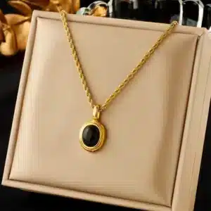 Collier pendentif Spinelle noir acier inoxydable