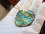 Collier pendentif Labradorite GG 0309 + chaine acier inoxydable doré 50 cm