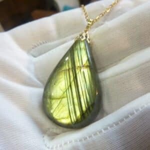 Collier pendentif Labradorite GG 3309 + chaine acier inoxydable doré 50 cm