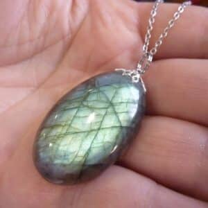 Pendentif Labradorite GG 0809 + chaine acier inoxydable 50 cm