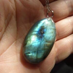 Pendentif Labradorite GG 1109 + chaine acier inoxydable 50 cm