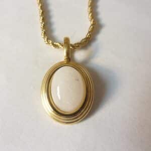 Collier pendentif Quartz cristal de roche acier inoxydable